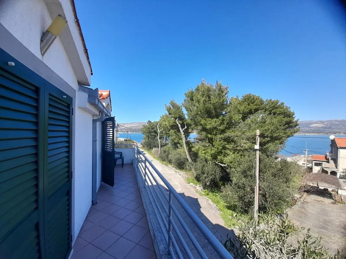 Apartament A4 Apt W Big Terrace Great Sea View Close To Beach Trogir