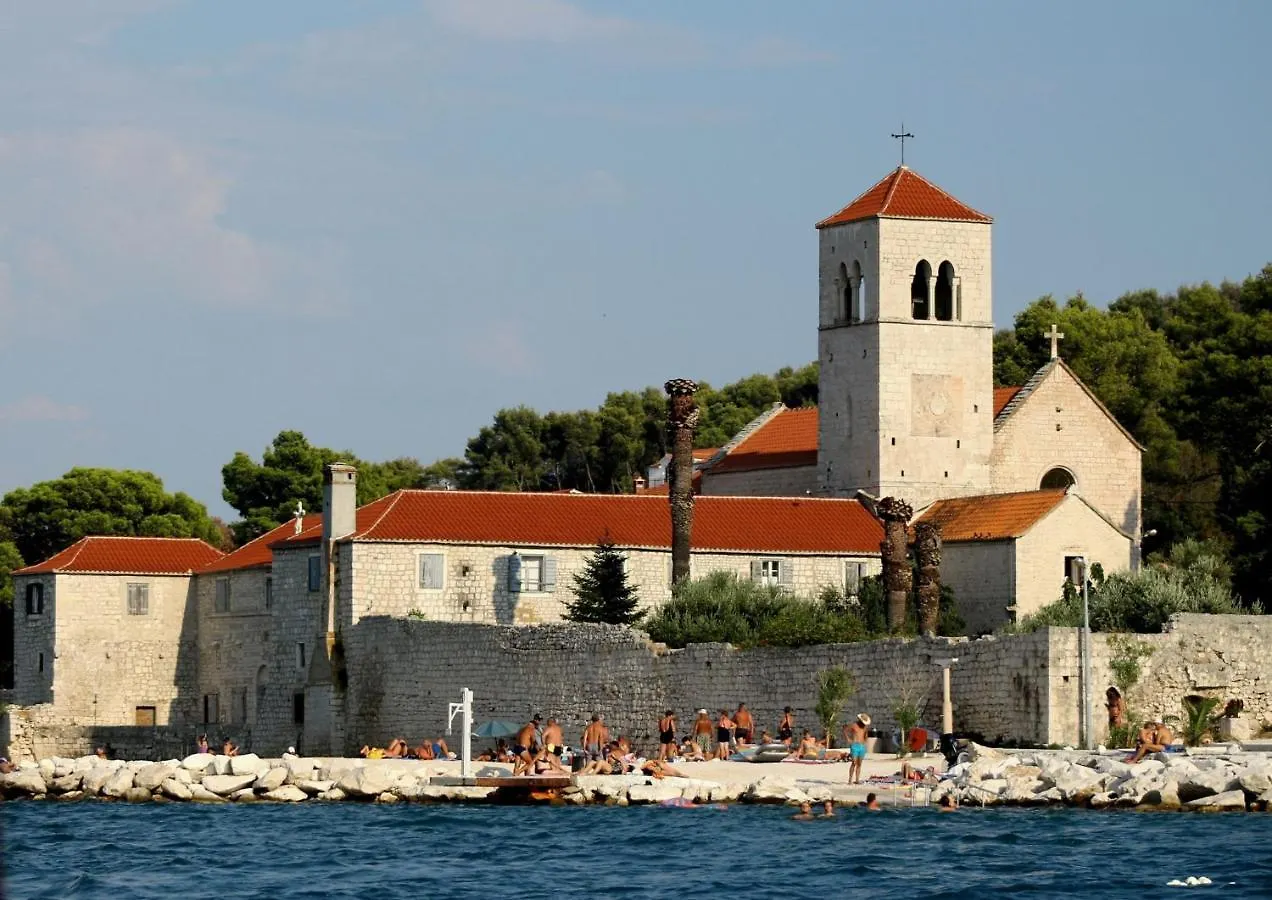 Apartament A4 Apt W Big Terrace Great Sea View Close To Beach Trogir